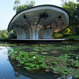 シンガポール植物園の野外ステージ（Shaw Foundation Symphony Stage）