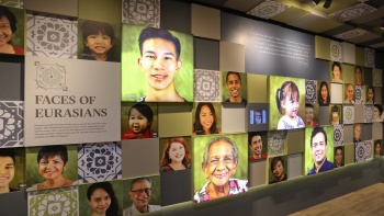 유라시아인의 얼굴 - 싱가포르 유라시아 헤리티지 센터 내의 전시