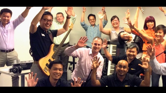 BANDINC. - The Ultimate Corporate Band Experience