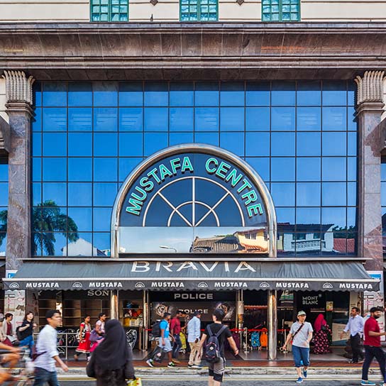 Explore the very famous Mustafa Centre