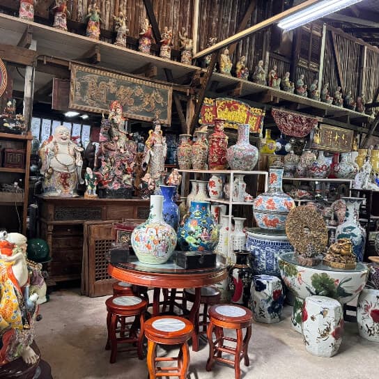 Artifacts collections at Thow Kwang pottery store