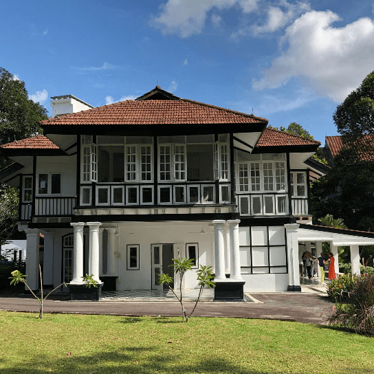Picturing places of Colonial Singapore