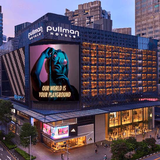 Pullman Singapore Hill Street Premium 5 Star Hotel