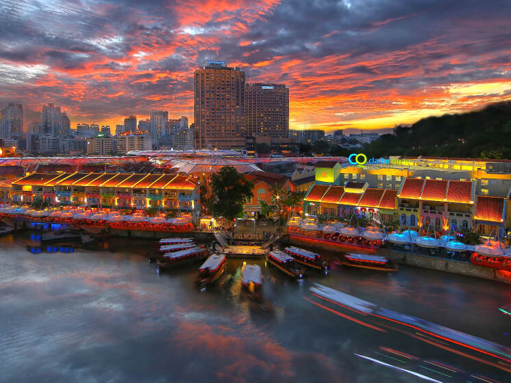 Buzzing nightlife at Clarke Quay