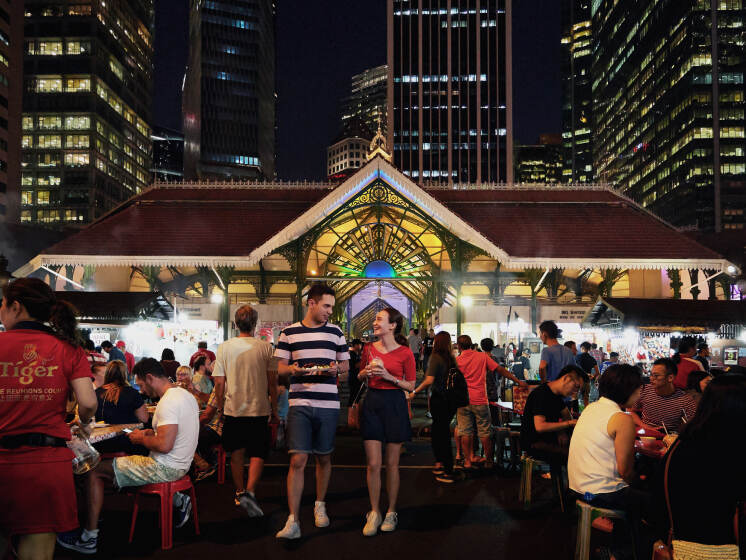 Authentic Street Hawker Experience at Lau Pa Sat