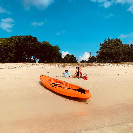 Explore Lazarus Island for pristine beaches