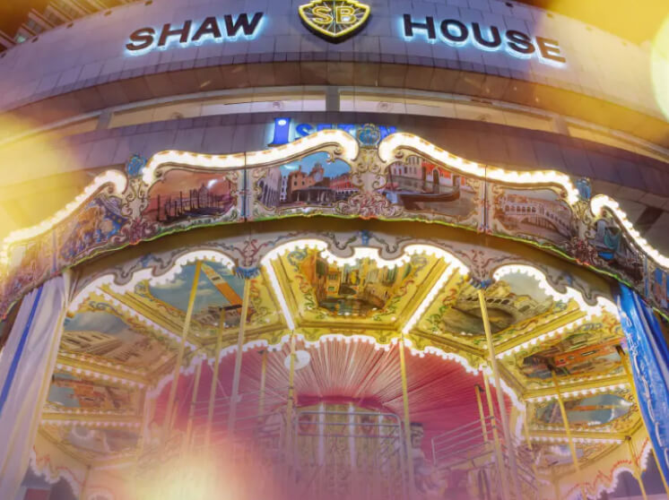 Shaw House Urban Plaza