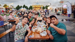 Atmosphäre bei STREAT beim Singapore Food Festival 2019