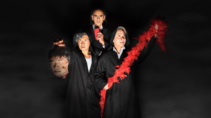 Schauen Sie den einheimischen Theaterlegenden Ivan Heng, Adrian Pang und Gaurav Kripalani bei ihrem Stück „The Commission“ zu, eine lustige Satire, die Sie hinter die Kulissen der Schauspielerei führt.