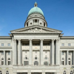 Die beeindruckende Fassade der neuen National Gallery Singapore