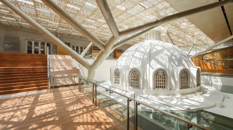 Die Kuppel der Rotunde in der Nationalgalerie bei natürlichem Licht