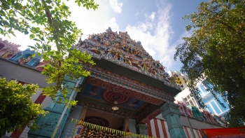 Fassade des Sri Veeramakaliamman Tempels