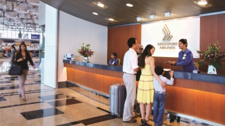 Ansicht des Kundendienstschalters von Singapore Airlines