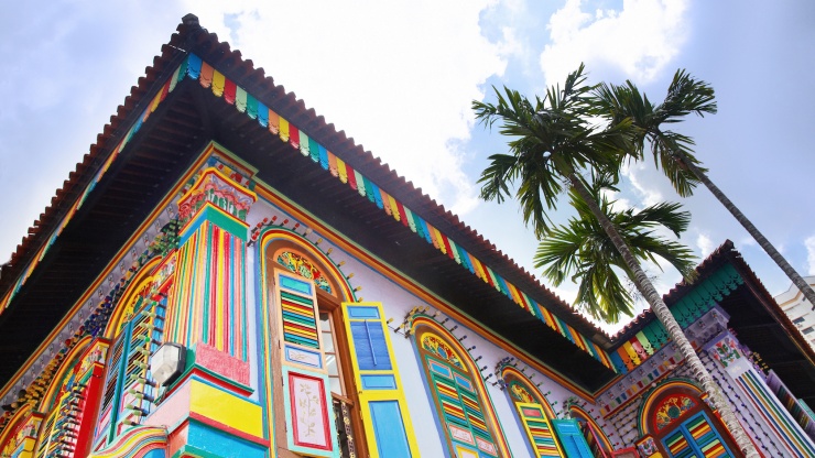 Nahaufnahme des farbenfrohen Shophouses, Wohnhaus von Tan Teng Niah
