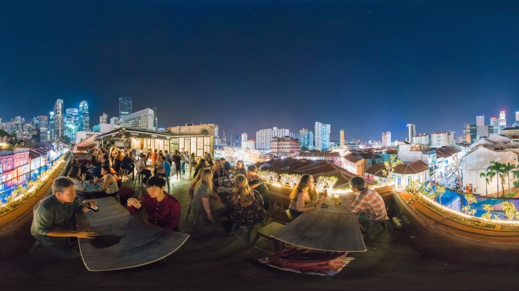 Panoramabild der Ann Siang Hill Club Street und der Skyline vom Screening Room