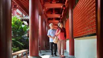 An elderly couple at the Buddha Tooth Relic Temple & Museum