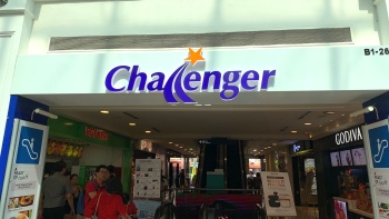 Display of Challenger's signboard