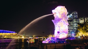 Art projections on the Merlion at Merlion Park