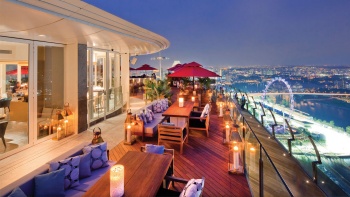 Ce La Vi, bar teras atap di Marina Bay Sands