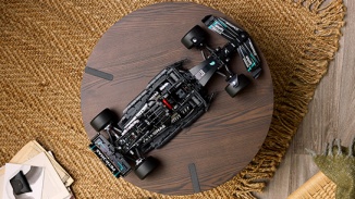 LEGO® Technic™ Grand ‘Brix’: Model Ukuran Asli Mercedes-AMG F1
