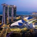 Foto panorama Marina Bay loop saat matahari terbenam