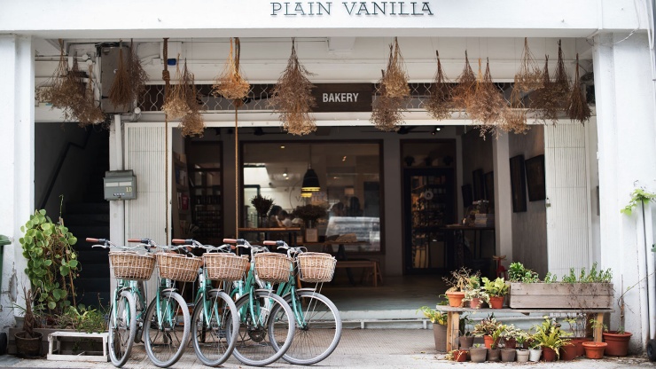 Eksterior toko Plain Vanilla di Tiong Bahru
