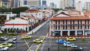 Persimpangan penyebrangan di wilayah Chinatown