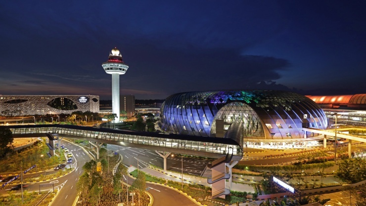 changi airport nike