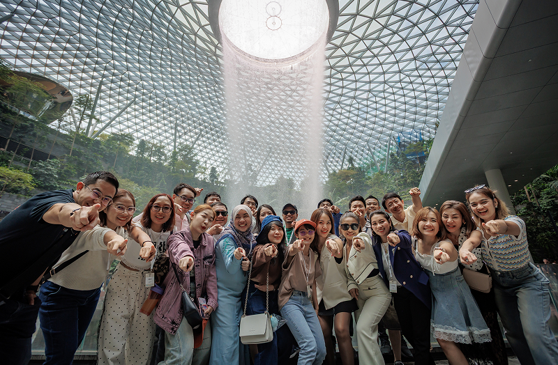 Delegates were awed by the architectural and engineering innovations of the world’s tallest indoor waterfall at Jewel Changi Airport