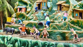Ten Courts of Hell; Chinese folklore exhibit at Haw Par Villa Singapore
