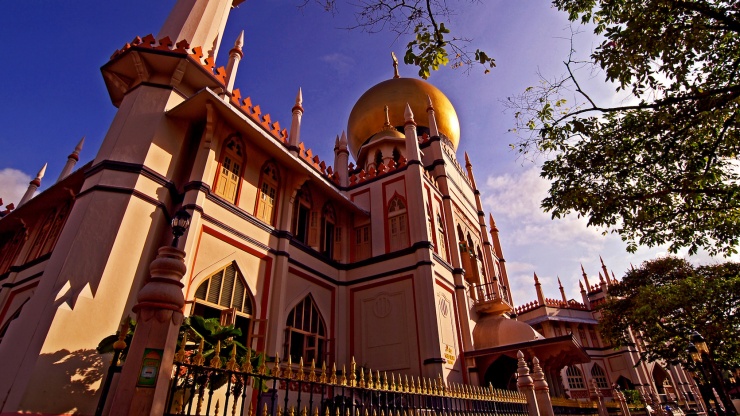 Façade of Sultan Mosque during the day