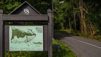 Mount Faber park signage