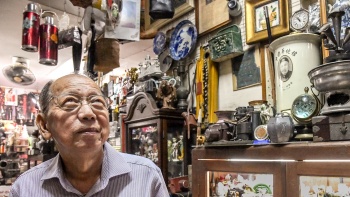 Collection of memorabilia and retro items at The Heritage Shop at Arab Street