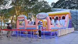 Plaza Singapura (พลาซ่า สิงกาปุระ)