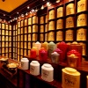 ชา TWG ที่จัดวางอยู่ที่ร้านสาขาใน TWG ION Orchard