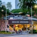 ภาพด้านนอกของ Design Orchard ในยามค่ำคืน