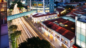 Quang cảnh bên ngoài Cầu Orchard Gateway Bridge