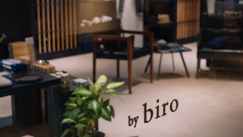 Không gian bên trong cửa hàng biro tại Mandarin Gallery, Orchard road.