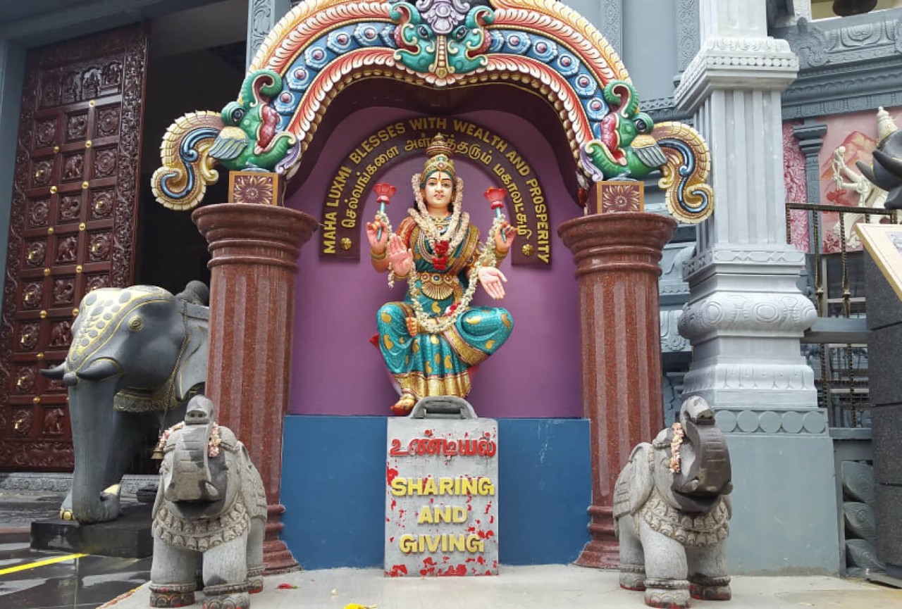 Beautiful Maha Laxmi statue at Sri Senpaga Vinayagar Temple.