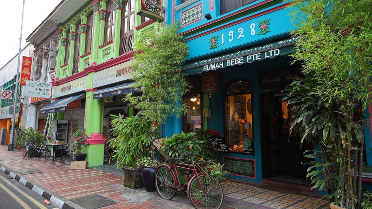 Những căn shophouse nằm dọc East Coast Road tại Joo Chiat/Katong, phía bên ngoài Rumah Bebe