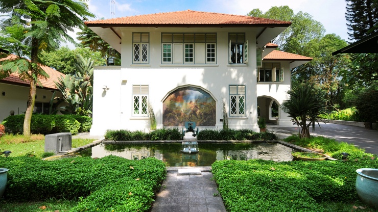 Bạn hãy dành thời gian khám phá Bảo tàng Reflections at Bukit Chandu và không gian xanh bao quanh của nó.
