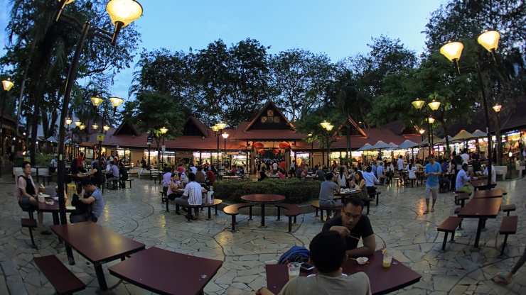 Cảnh East Coast Lagoon Food Village ở góc rộng