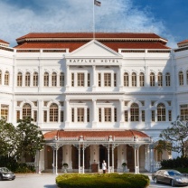 The exterior facade of Raffles Hotel Singapore